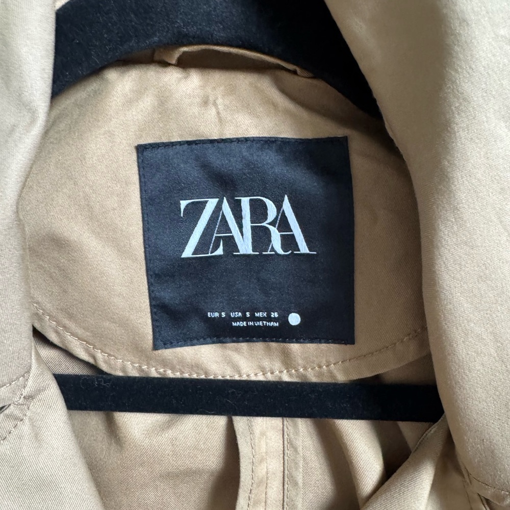 Water Repellent Beige Trench Coat with Belt - Picture 4 of 5